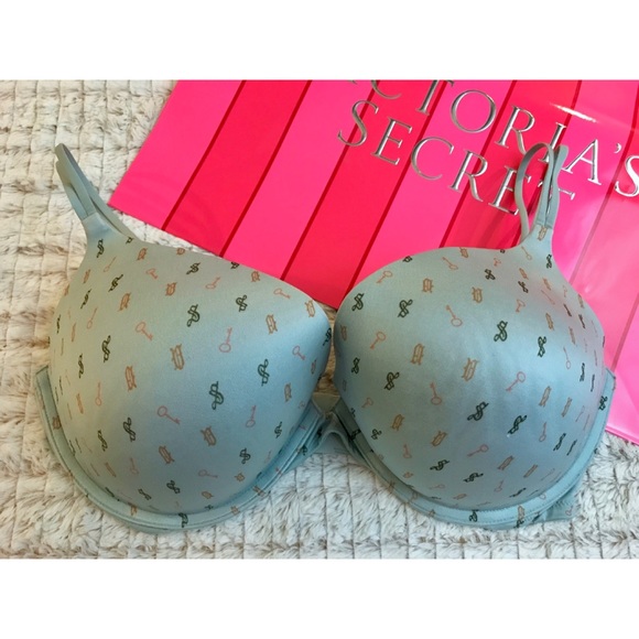 Victoria's Secret Other - Victorias Secret Push Up Bra 36DD